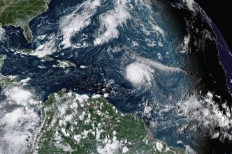 Saison cyclonique 2024 : des experts américains revoient les prévisions à la hausse