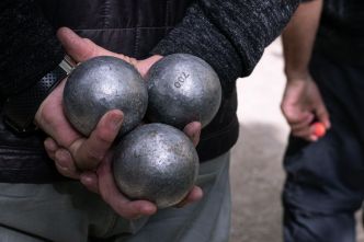 "On se retrouve avec une ZAD à Montmartre" : le club de pétanque bientôt expulsé ?