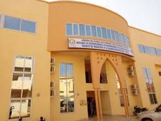 L'hôpital de dermatologie de Bamako : introduction du paiement par mobile money et carte bancaire