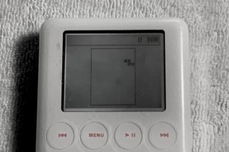 Prototype iPod 3 : c'est une Gameboy ou un iPod ?