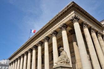 Vivendi choisit Amsterdam et Londres pour ses filiales, la place de Paris s'inquiète