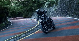 Nouveau – Une Yamaha MT-09 avec le Y-AMT, un embrayage automatique!
