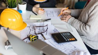 Cette entreprise paie vos travaux de rénovation contre un bout de votre maison