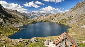 Serre-Ponçon : un festival rave et psychédélique va s’installer au bord de ce Lac, dans les Alpes
