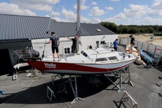 Refit du Super Arlequin : Nouveau mât, nouvelle vie