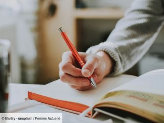 Écrit-on "fatiguant” ou "fatigant” ? On vous explique la règle pour ne plus faire cette faute d'orthographe