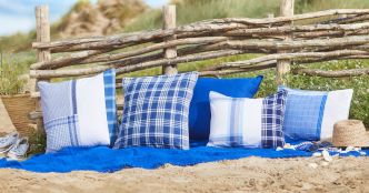 Coudre des coussins avec des mouchoirs en tissu récup'