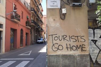 Face au surtourisme, Barcelone répond par l'aménagement