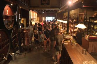 EN IMAGES : découvrir cette distillerie, c'est comme faire un saut dans le temps de 180 ans