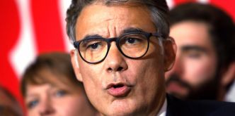 Consultations de Macron : Olivier Faure n'ira pas à l'Élysée, refusant d'être «complice d'une parodie de démocratie»