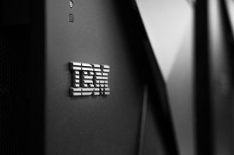 IBM délocalise ses activités de R&D hors de Chine, dans un contexte géopolitique tendu