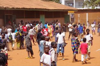 La MINUSCA améliore les infrastructures à Obo avec une école et un marché (MINUSCA)