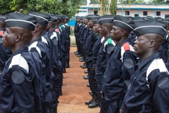 60 policiers et gendarmes suivent des formations sur le maintien et le rétablissement de lordre public (MINUSCA)
