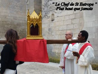A Saintes de nombreux fidèles pour la cérémonie en l'honneur de leu " Saint évangélisateur... - Culture - Histoire - Société - Saintes
