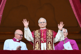 Vatican : le nouveau pape élu est l'Américain Robert Francis Prevost, il règnera sous le nom de Léon XIV