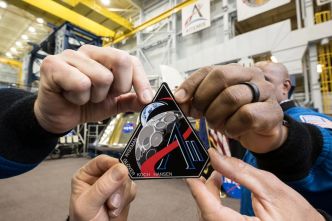 L'équipage d'Artemis 2 dévoile l'insigne de sa mission