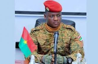 Le président Traoré fustige les tentatives de division de l'AES...