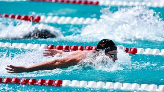 Natation: Léon Marchand accélère (fort) à Austin avec la meilleure performance mondiale de l'année sur sa distance fétiche