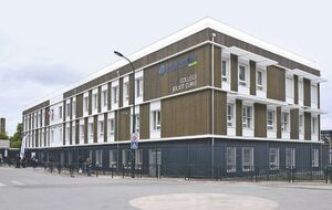 Bagneux : le modulaire bois-métal s'invite dans le collège provisoire