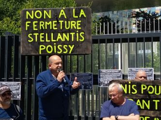 Face au projet de stade du PSG, les ouvriers de Poissy veulent « être le cauchemar de Stellantis »