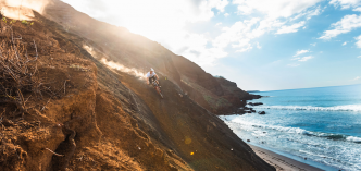 Comment le West Maui Bike Park à Hawaï s’est construit malgré les incendies de 2023