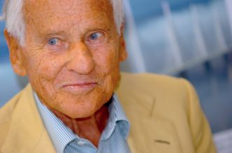 Jean d'Ormesson entre à la BnF : dans les coulisses d'un legs littéraire