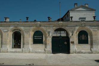 Cognac : le géant chinois Changyu cède la petite marque Roullet-Fransac au groupe français Elior