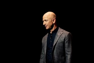 Amazon, l'empire tentaculaire de Jeff Bezos : quand le commerce devient omniprésence