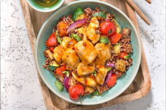 Poulet aigre douce au quinoa rouge et légumes d'été