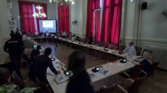 À Corbeil-Essonnes, une bagarre évitée de peu en plein conseil municipal