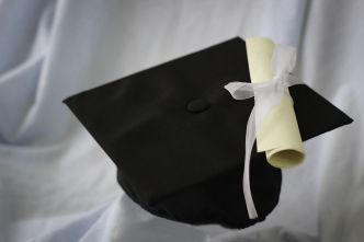 Le paradoxe des "diplômés-chômeurs"