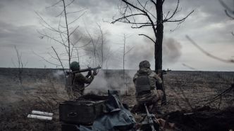 Guerre en Ukraine : "Brelok a mangé Foma", un enregistrement audio révèle un nouveau cas de cannibalisme chez les soldats russes