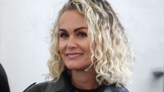 Laeticia Hallyday (50 ans) : voici le parfum envoûtant qu'elle porte depuis toujours, c'est aussi le préféré de Laura Smet
