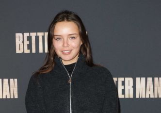 Mallory Wanecque (L'amour ouf) fond en larmes à l'écoute de Johnny Hallyday sur le plateau de "C à vous"et s'explique