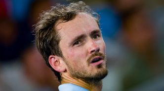Daniil Medvedev sur Alexander Zverev, qu'il a battu en demi-finales : « Chaque fois que j'avais l'avantage, il se mettait soudainement à mieux retourner et à mieux jouer »