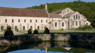 Remportez votre passeport de l'été en Bourgogne et découvrez l'Abbaye de Fontenay, site emblématique classé à l'UNESCO