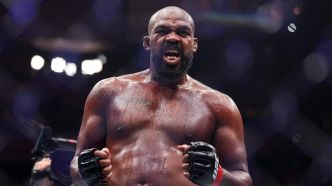 Jon Jones se retire de l'UFC