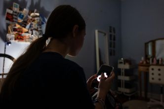 Serge Hefez, psychiatre : « Nos enfants sont trop seuls face aux écrans »