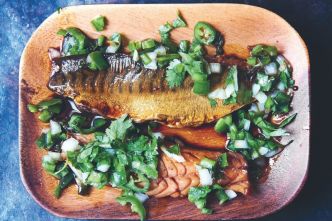 Maquereau laqué, sauce chimichurri