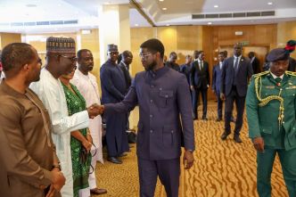 En visite au Nigéria : Le Président Diomaye Faye échange avec la communauté sénégalaise