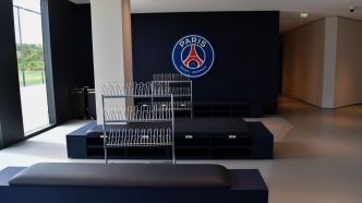 Un joueur du PSG en chaise roulante : La maladie qui l'envoie à l'hôpital