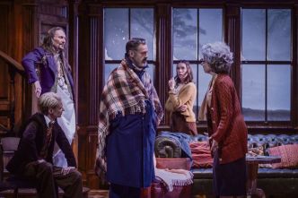 « La Souricière » d’Agatha Christie referme son piège à la Comédie-Française
