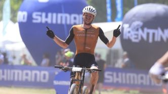 Cross-country : le Meyrarguais Mathis Azzaro signe un nouveau podium en coupe du monde