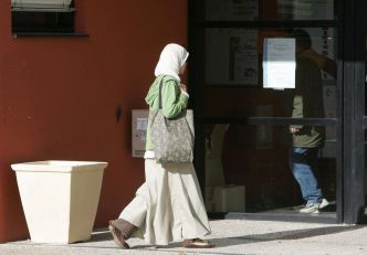 Agression d'une femme voilée à Reims : « le caractère anti-musulman n'a pas été démontré », assure le parquet