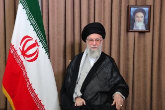 Le président iranien promet une "riposte" à l'"agression" des Etats-Unis