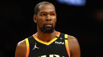 Gros trade en NBA: Kevin Durant file chez les Houston Rockets et apprend son trade... en plein évènement médiatique