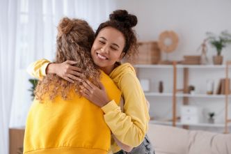 Cette étude d'Harvard dévoile les 5 comportements clés à adopter pour faire durer ses amitiés