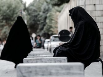 Diffamations contre une femme en niqab : la justice sanctionne sévèrement les accusés