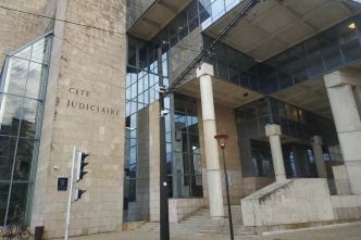 Soupçonné de projeter des attentats contre des lieux de culte et des sex shops, un jeune homme de 17 ans mis en examen et incarcéré