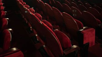 La soirée avait si bien commencé : un anniversaire déraille au Théâtre de Passy